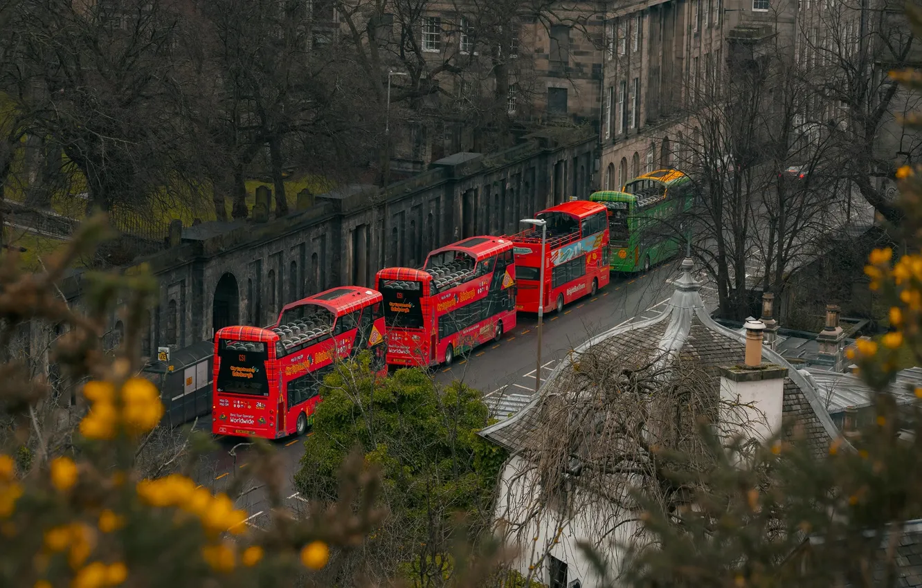Photo wallpaper the city, street, Scotland, bus, Edinburgh