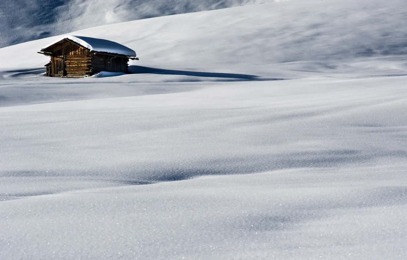 Photo wallpaper winter, field, house, morning