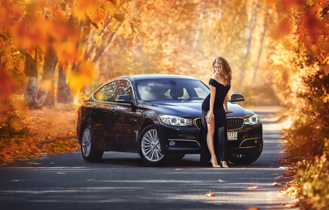 Photo wallpaper road, machine, autumn, girl, nature, Park, black dress, car wash