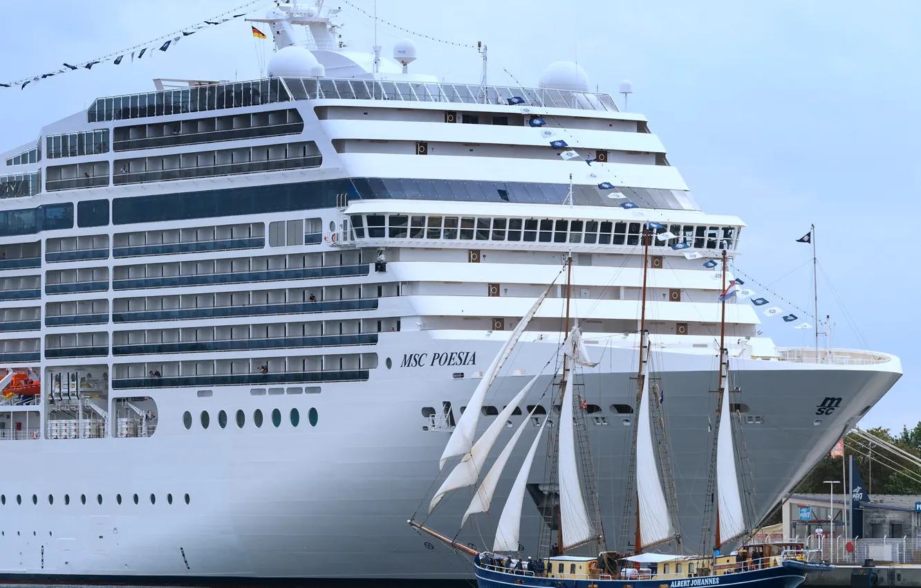 Photo wallpaper sailboat, port, liner, cruise