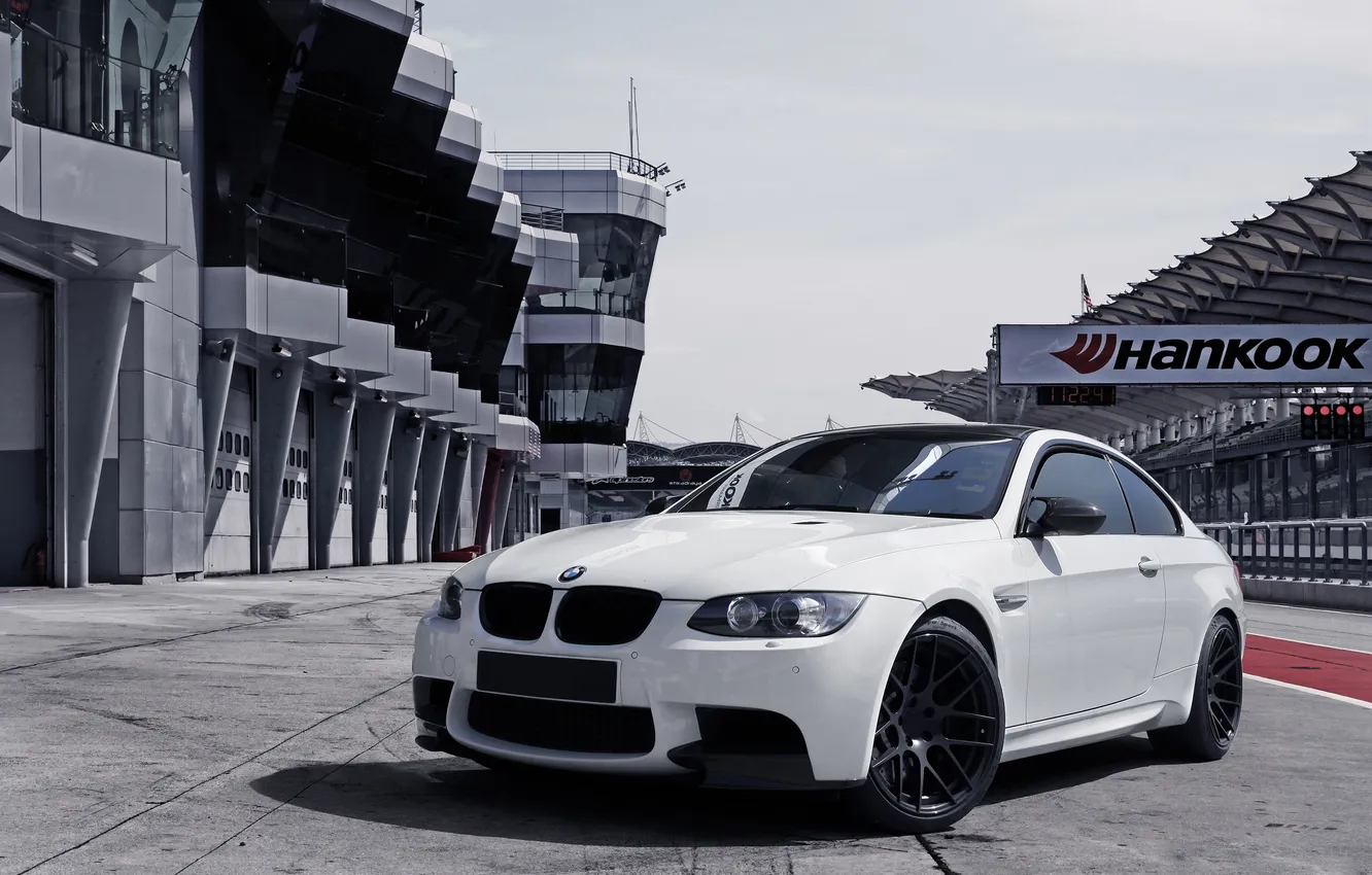 Photo wallpaper white, BMW, BMW, white, track, track, e92