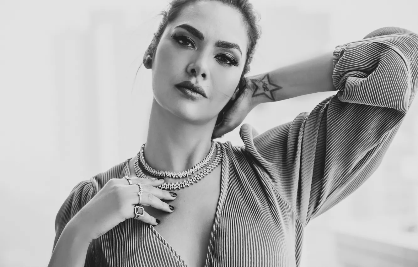 Photo wallpaper girl, smile, beautiful, model, brunette, pose, indian, actress