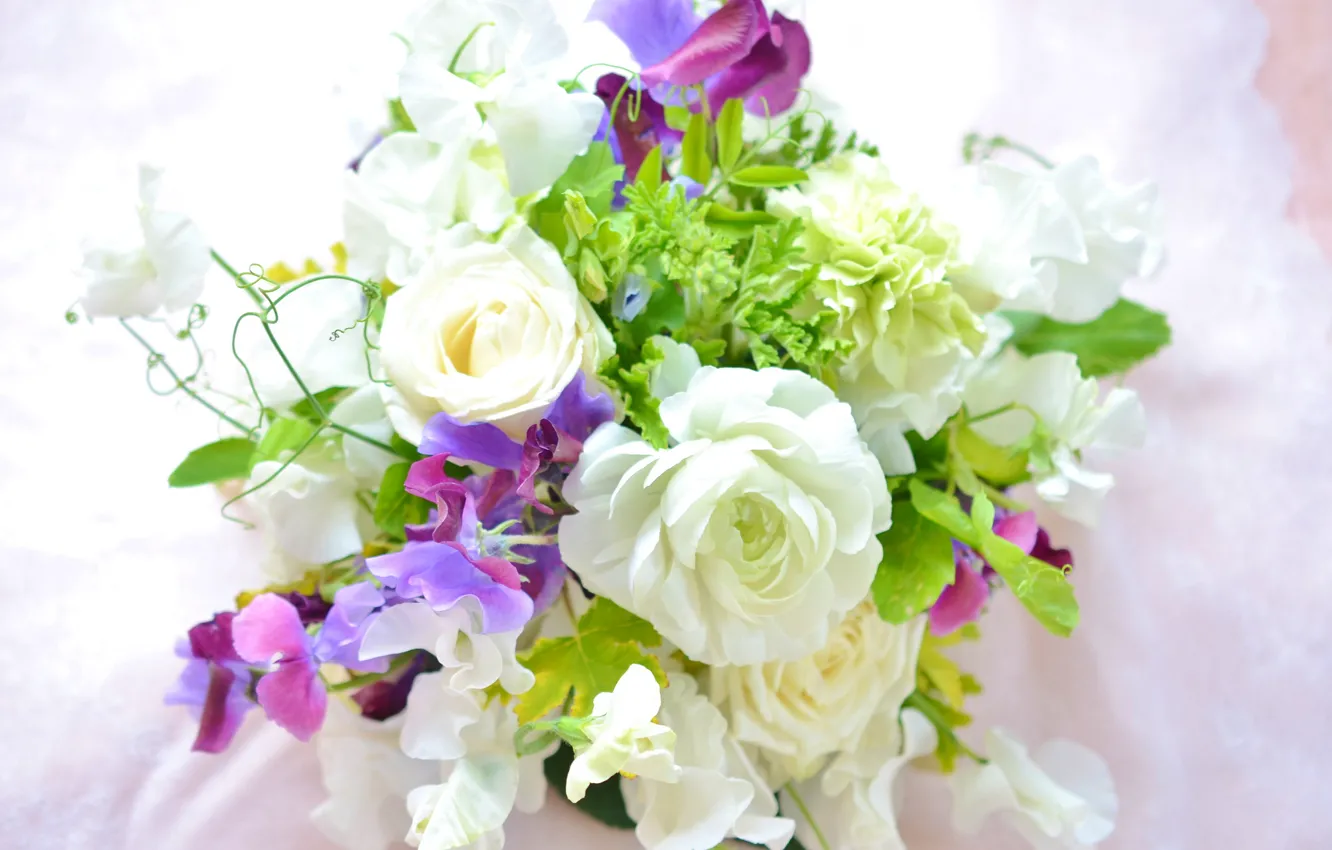 Photo wallpaper roses, bouquet, petals