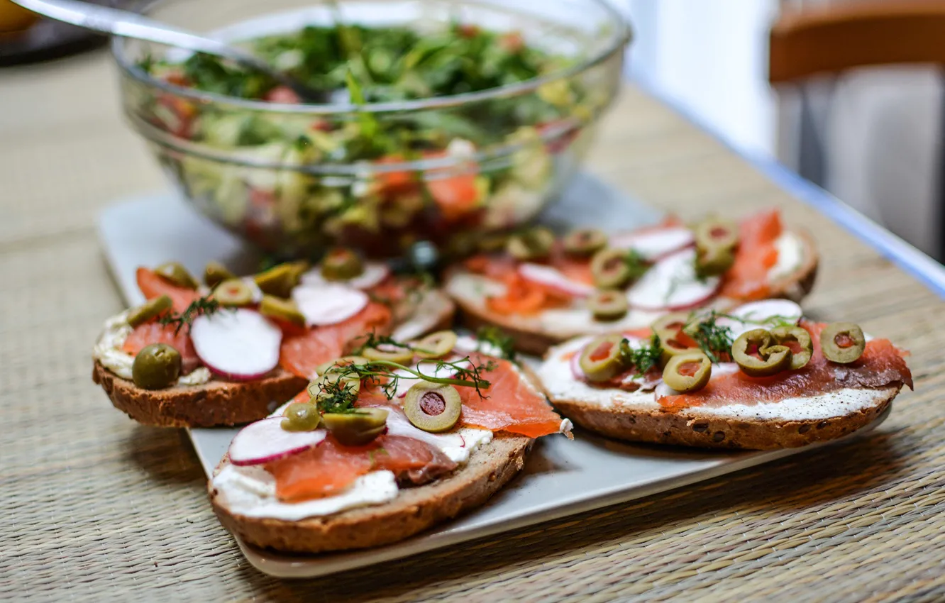 Photo wallpaper fish, olives, salad, sandwiches