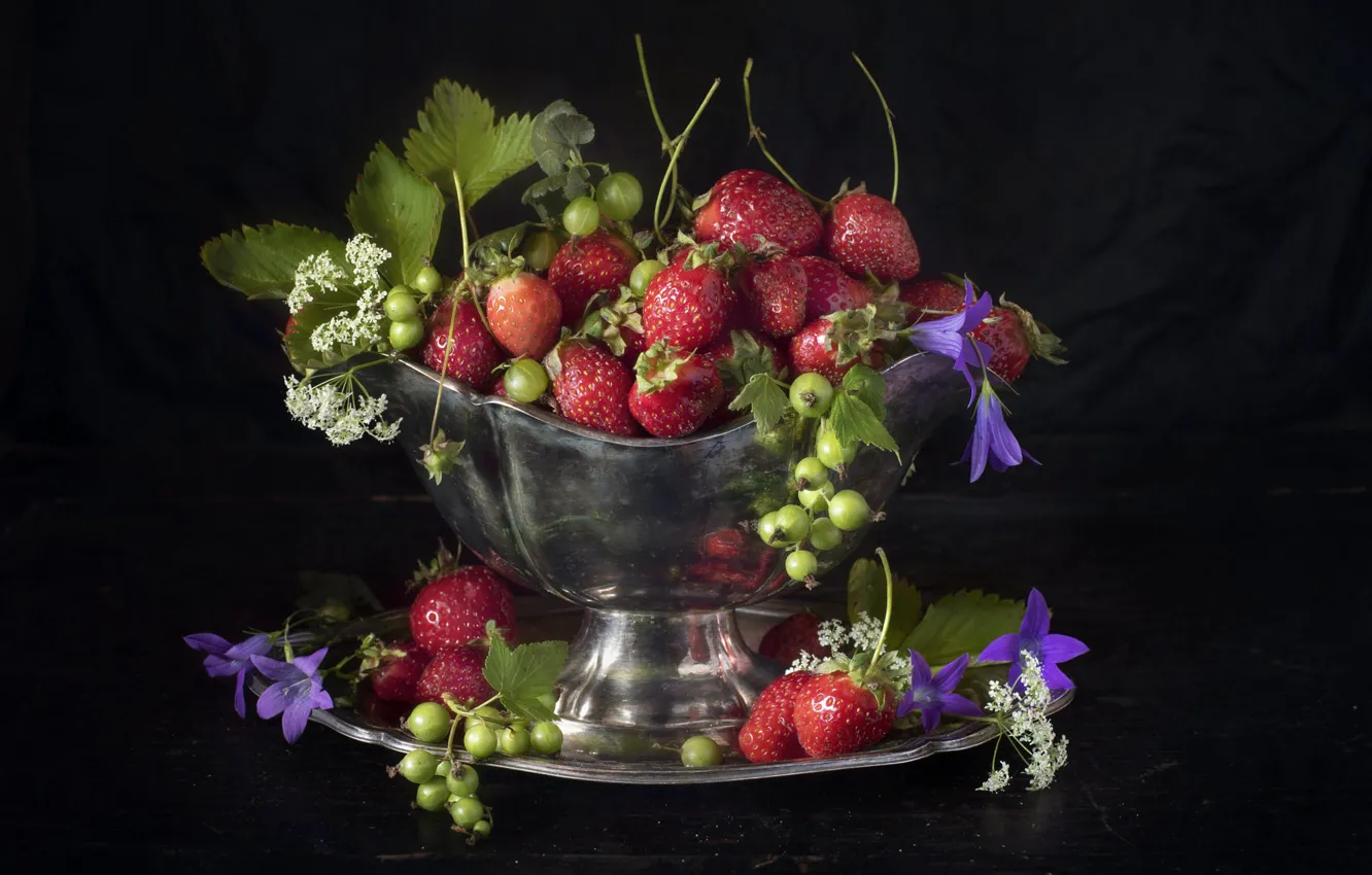 Photo wallpaper leaves, flowers, metal, berries, strawberry, black background, still life, bells