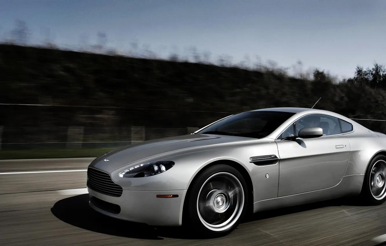 Photo wallpaper grey, Aston Martin, Vantage, silver, Aston Martin, Vantazh, driving