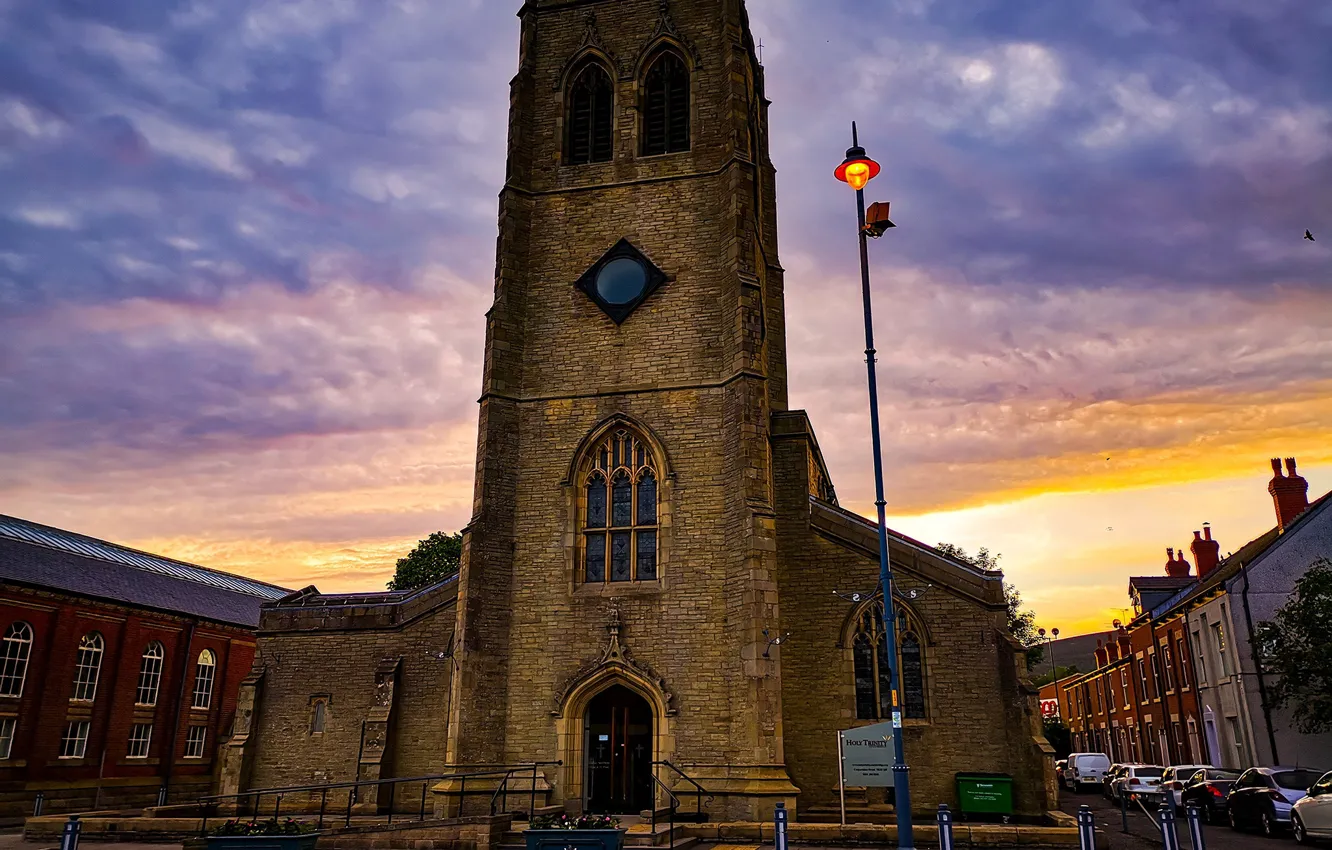 Photo wallpaper machine, the sky, clouds, sunset, England, home, the evening, lights