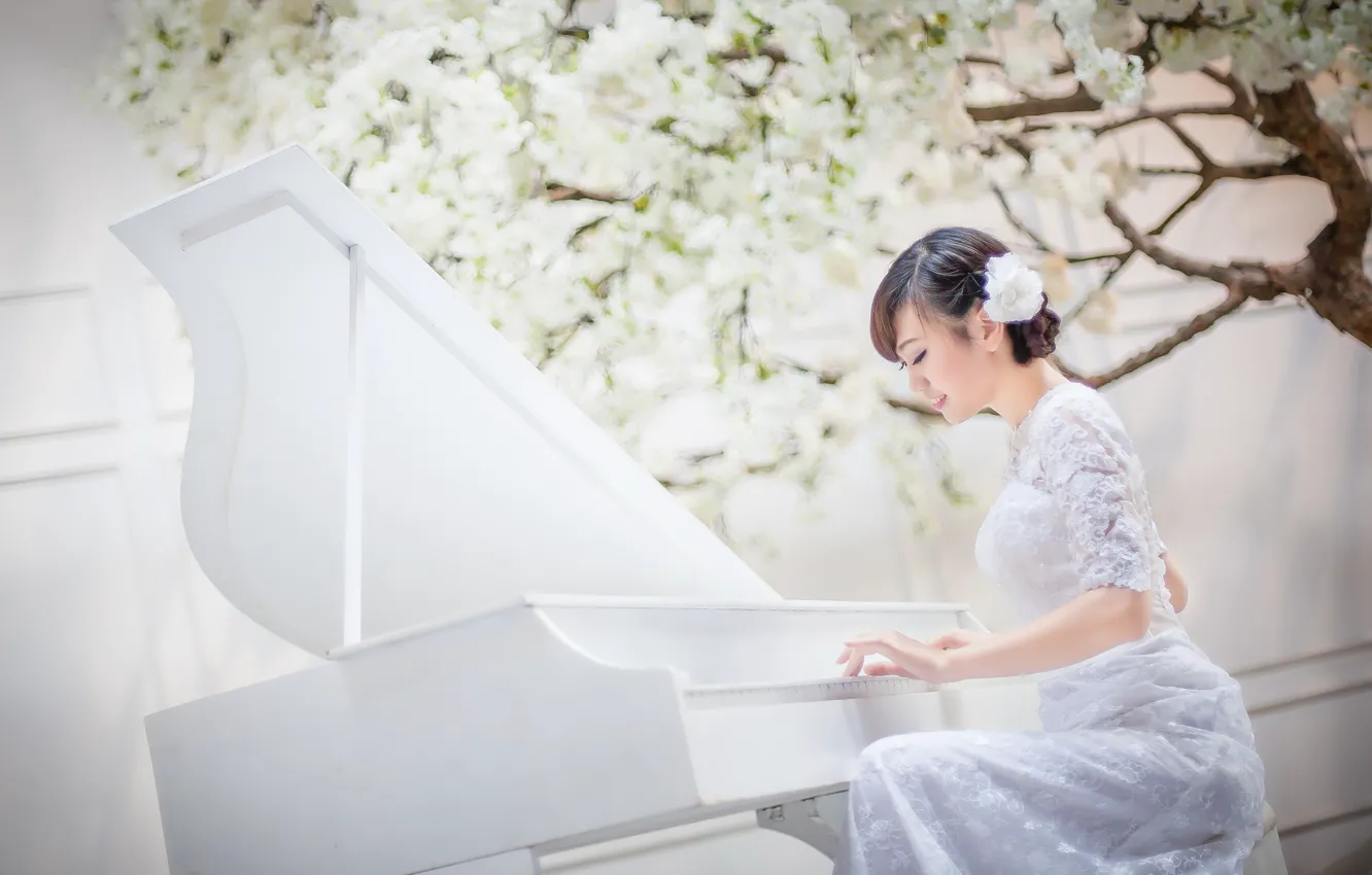 Photo wallpaper girl, music, piano, Asian