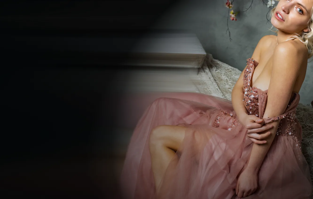 Photo wallpaper pink dress, Leaya, Lesya, Ukrainian model, hangers, shoulder straps