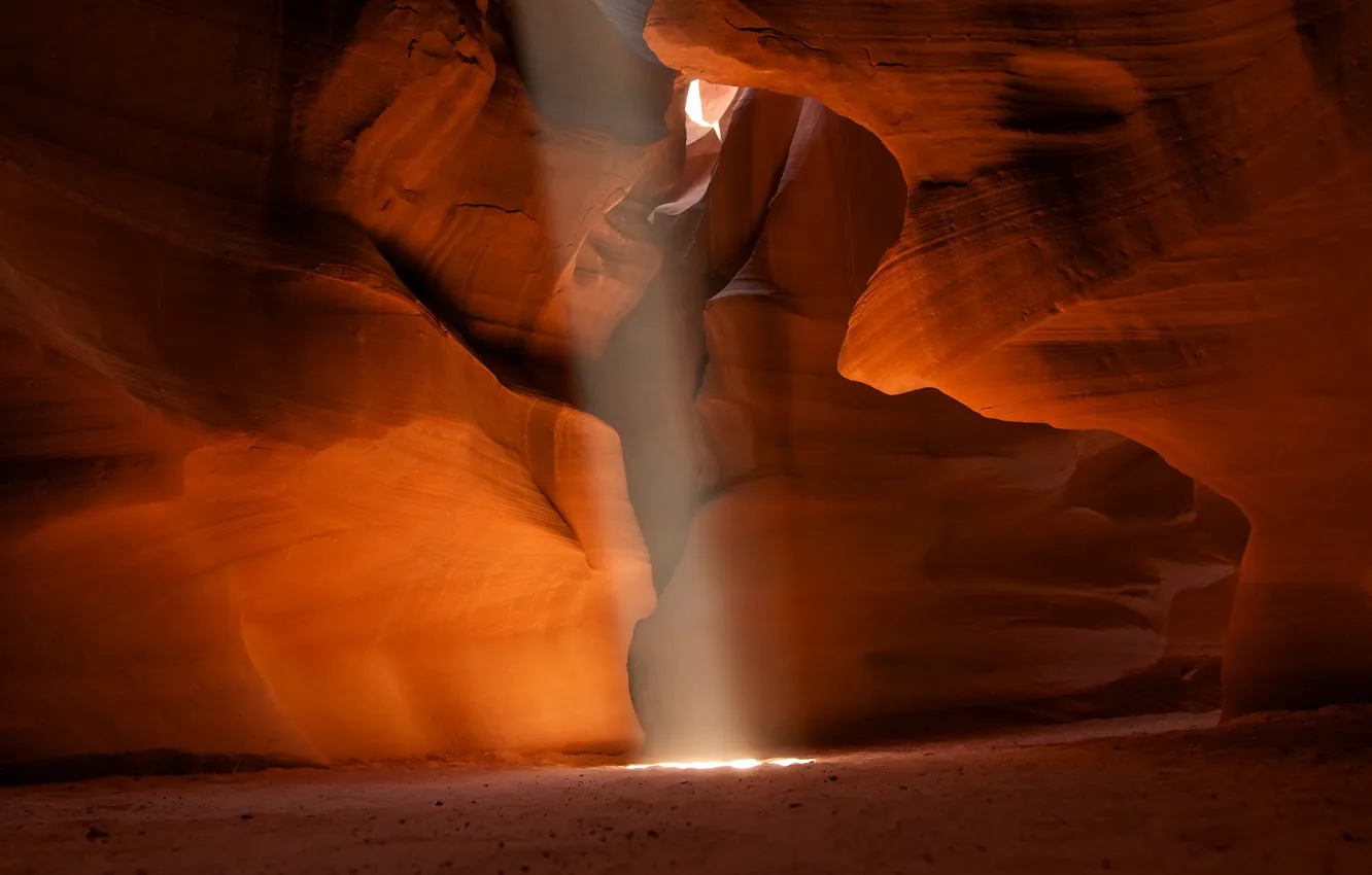 Photo wallpaper sand, rays, light, rocks, texture, canyon, cave, Kameni