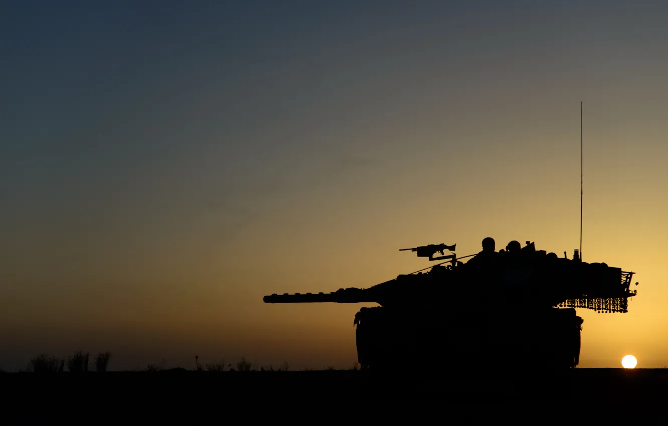 Photo wallpaper sunset, weapons, tank