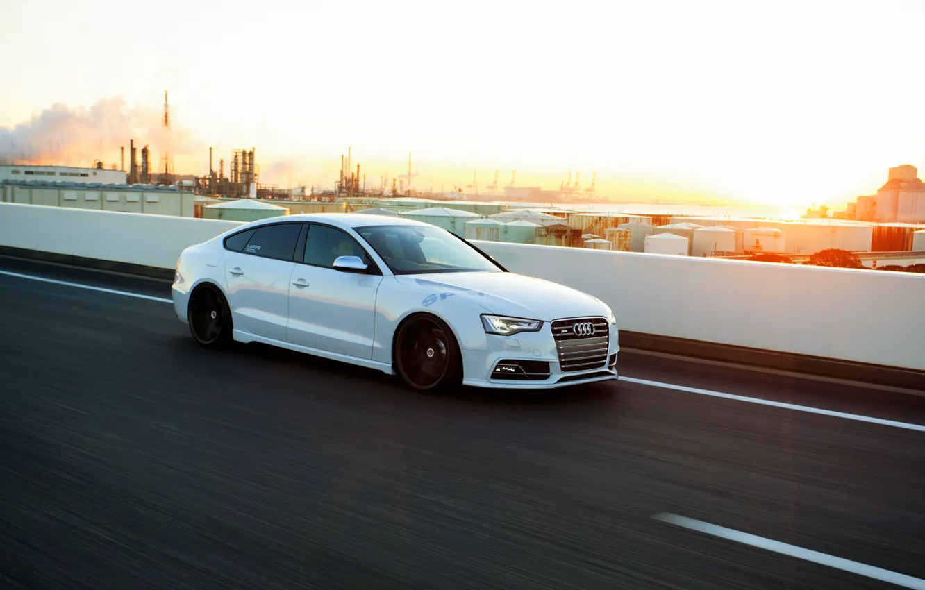 Photo wallpaper Audi, white, wheels, frontside