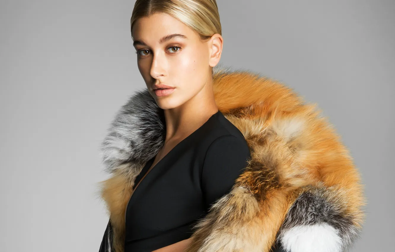Photo wallpaper model, fur, Hailey Baldwin