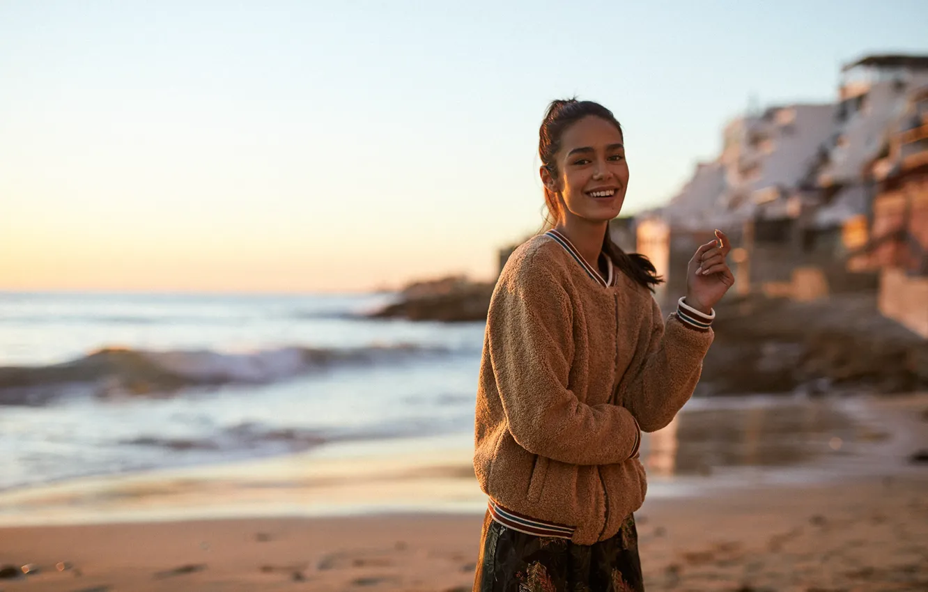 Photo wallpaper girl, eyes, smile, beautiful, model, lips, face, hair