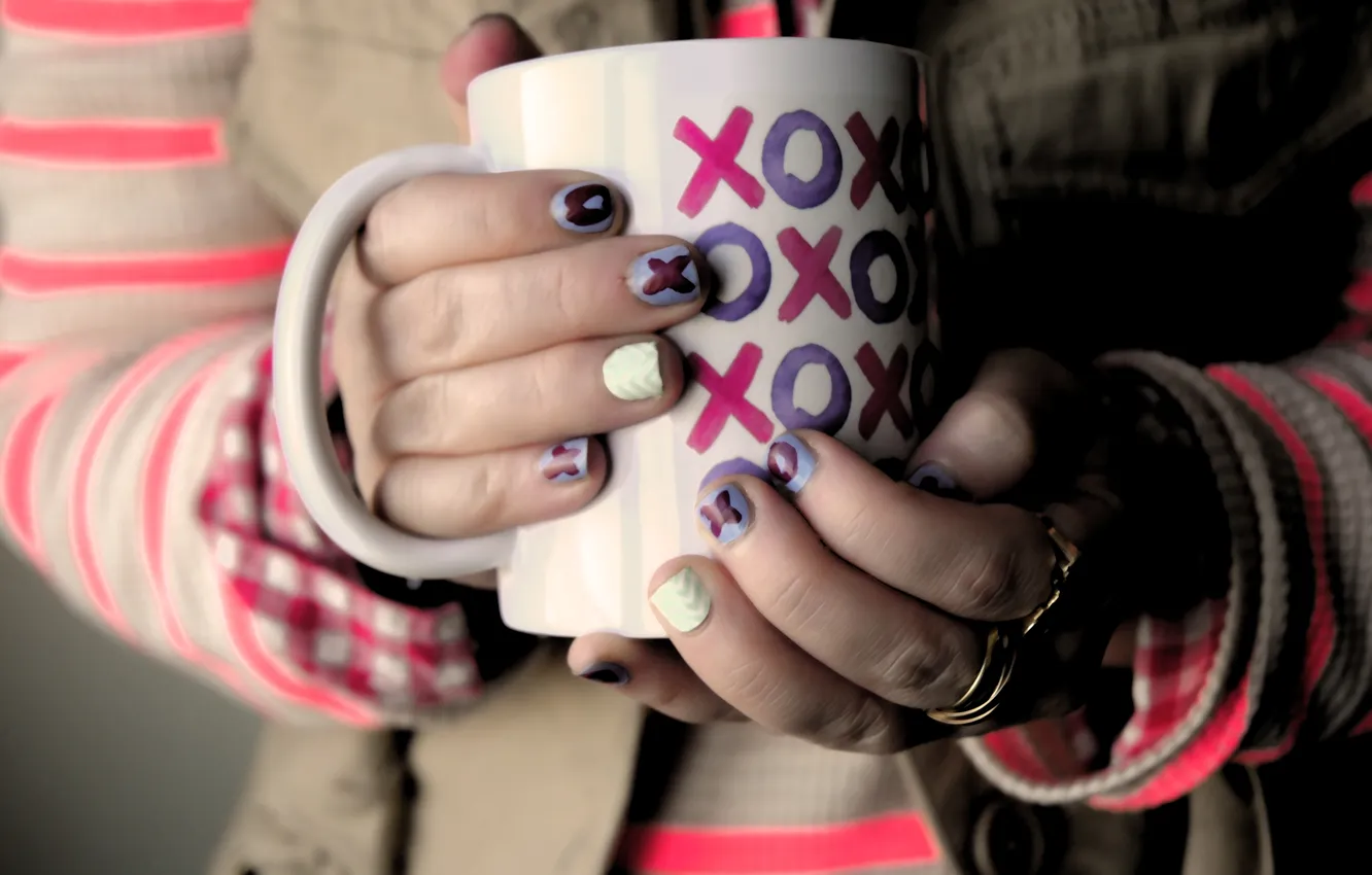 Photo wallpaper Cup, Hands, Holding, XOXOXO