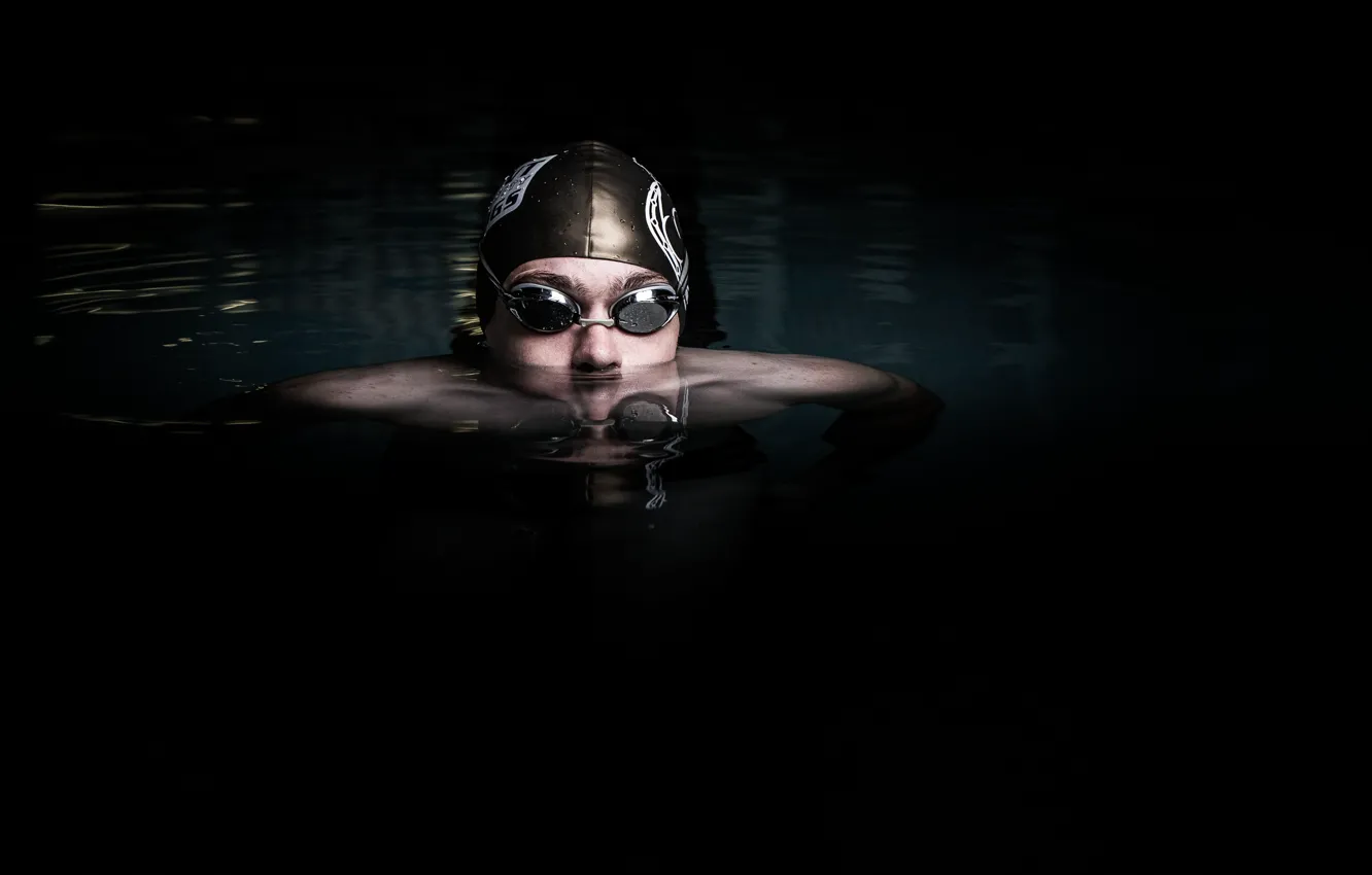 Photo wallpaper water, men, darkness, head, swimming, Eye protector for swimming, swimming cap