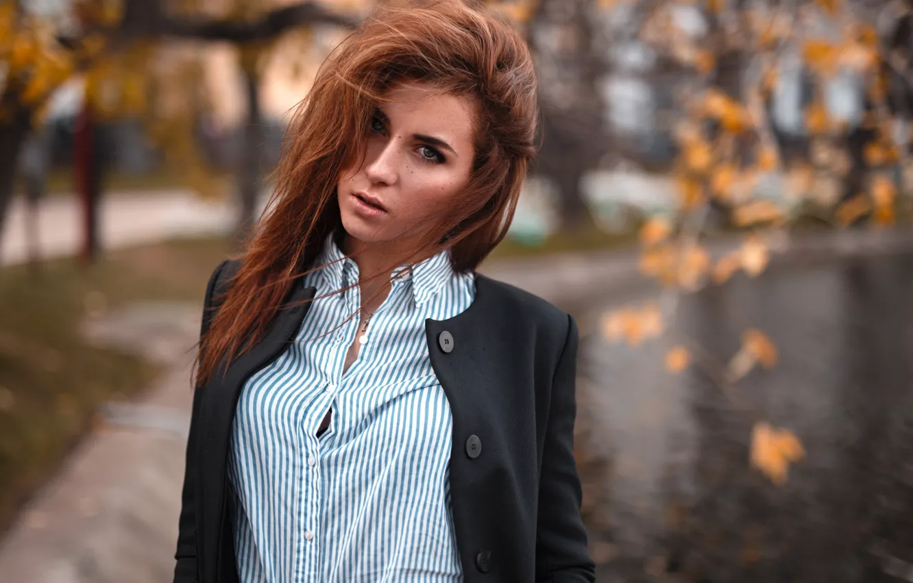 Photo wallpaper freckles, shirt, sponge, the beauty, Nastya