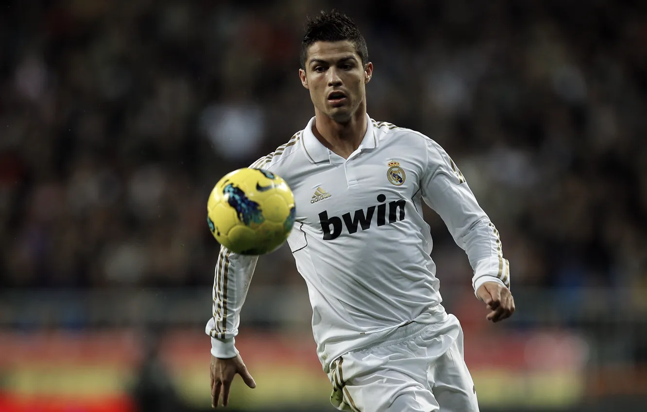 Photo wallpaper star, real madrid, football, portugal, Real Madrid, ball, Ronaldo, Cristiano