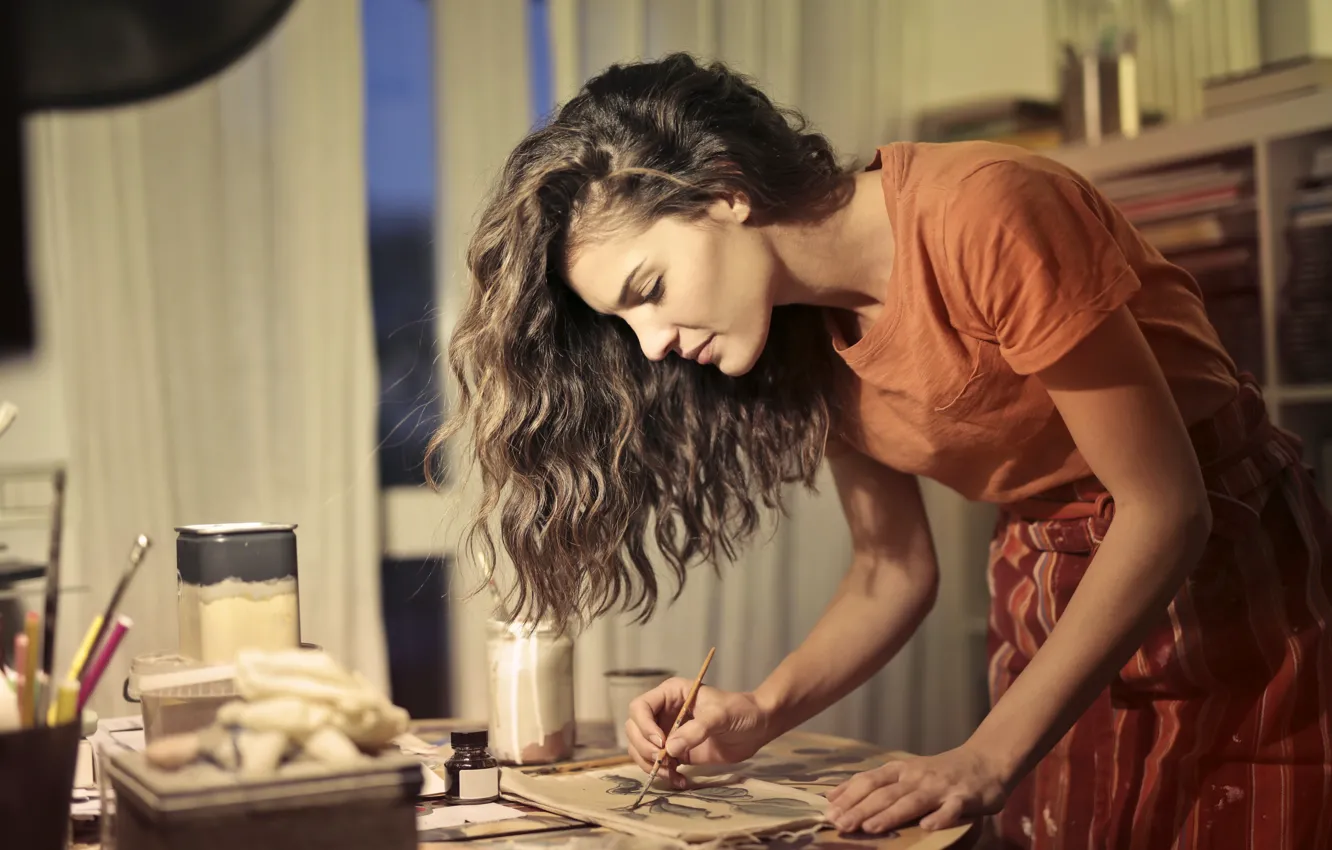 Photo wallpaper table, room, work, creativity, brush, long hair, long hair, artist