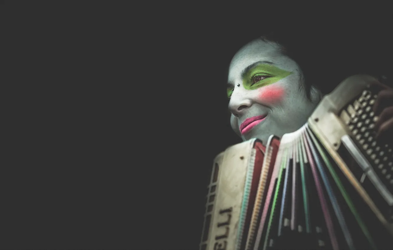 Photo wallpaper portrait, Accordion, Maquillage