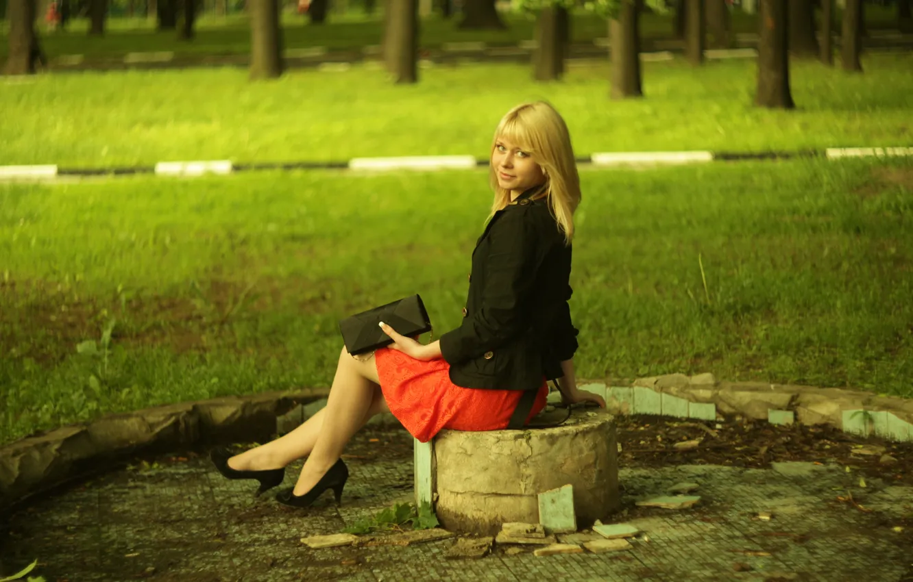 Photo wallpaper girl, blonde, sitting, dress