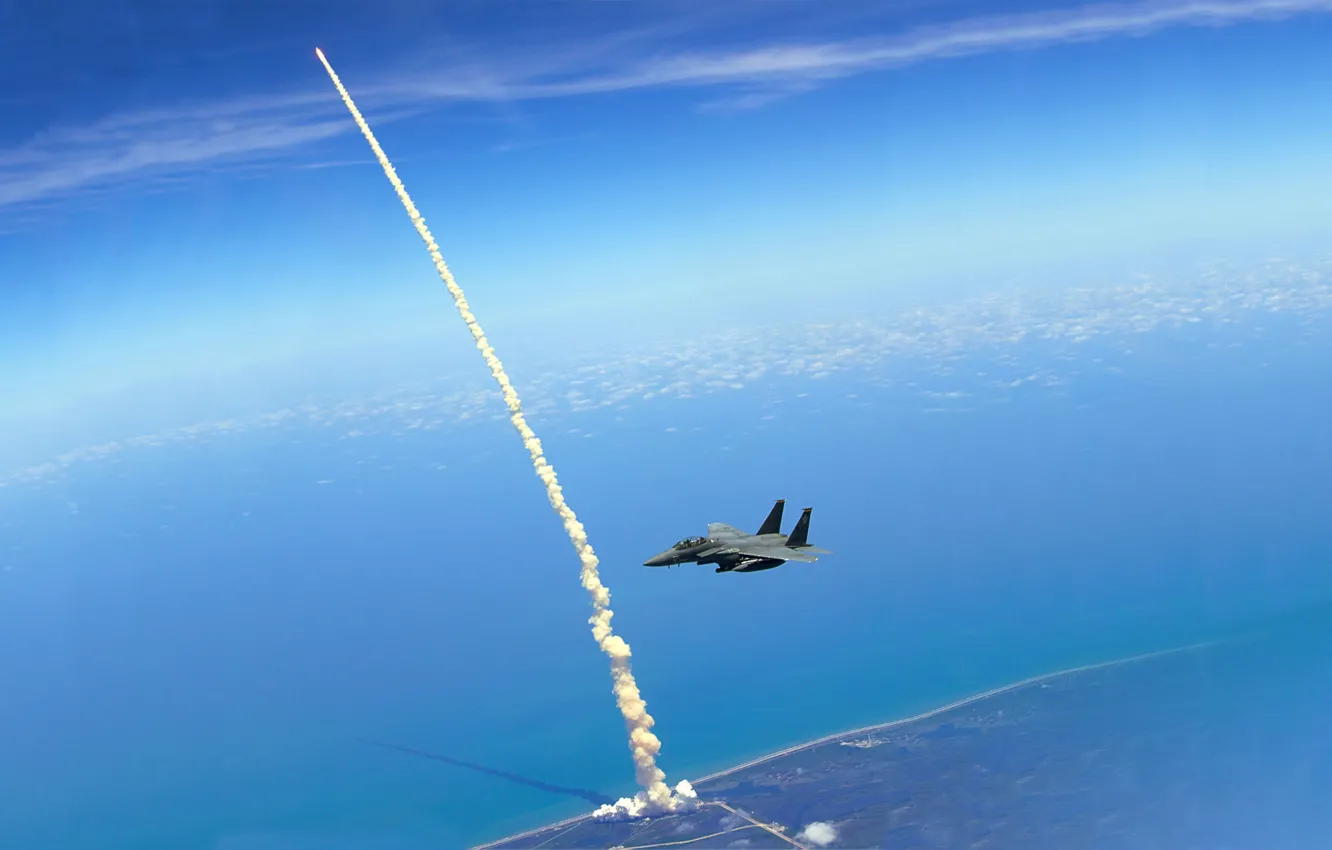 Photo wallpaper flight, traces, Atlantis, fighter, Shuttle, the rise, f 15