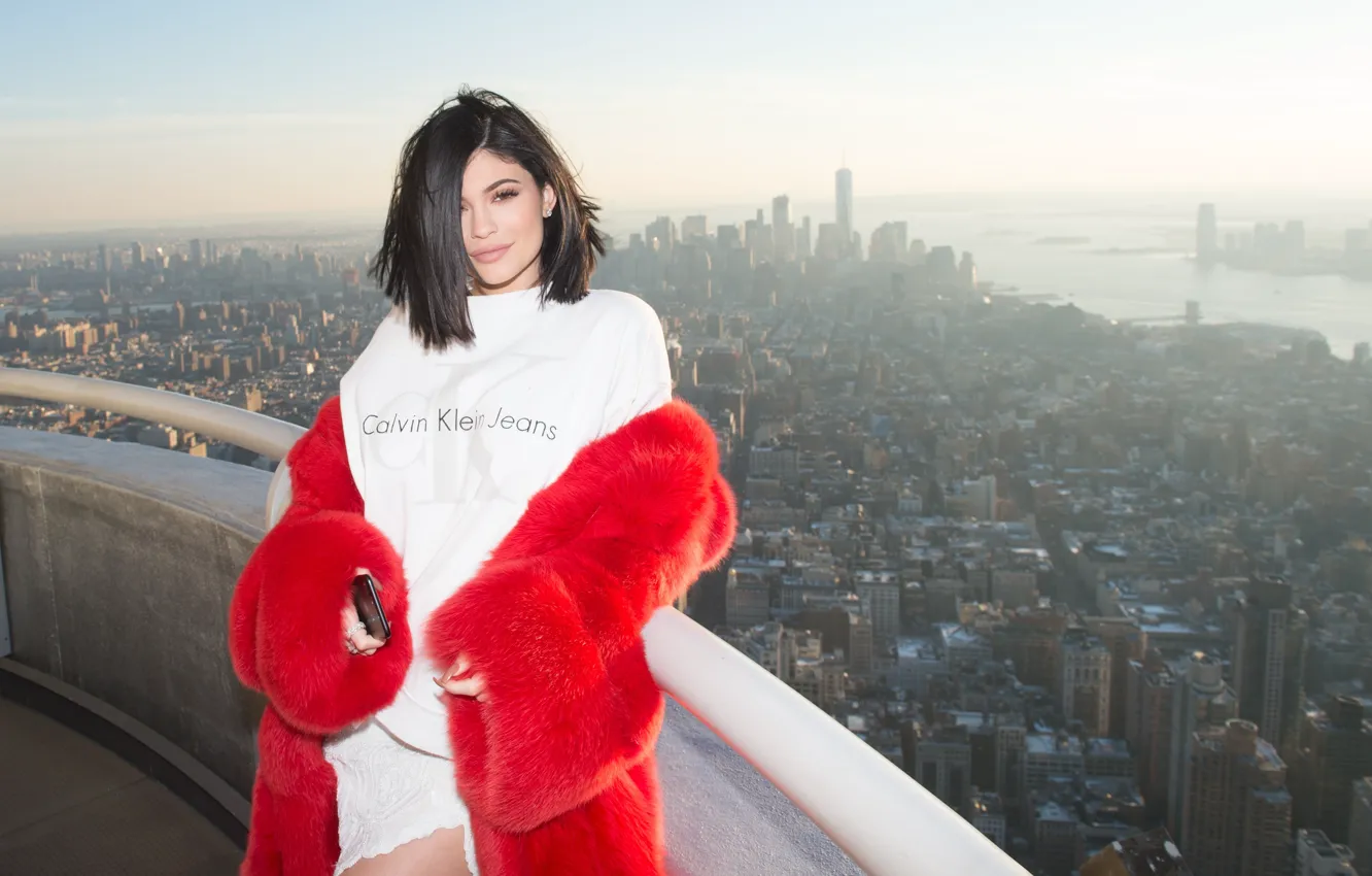 Photo wallpaper smile, photo, brunette, Kylie Jenner