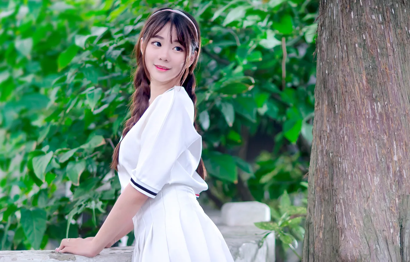 Photo wallpaper girl, smile, foliage, positive, girl, Asian, in white, brown eyes