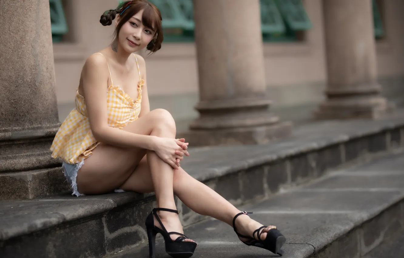 Photo wallpaper shorts, brown hair, legs, Asian, sitting, bokeh, spomeniki