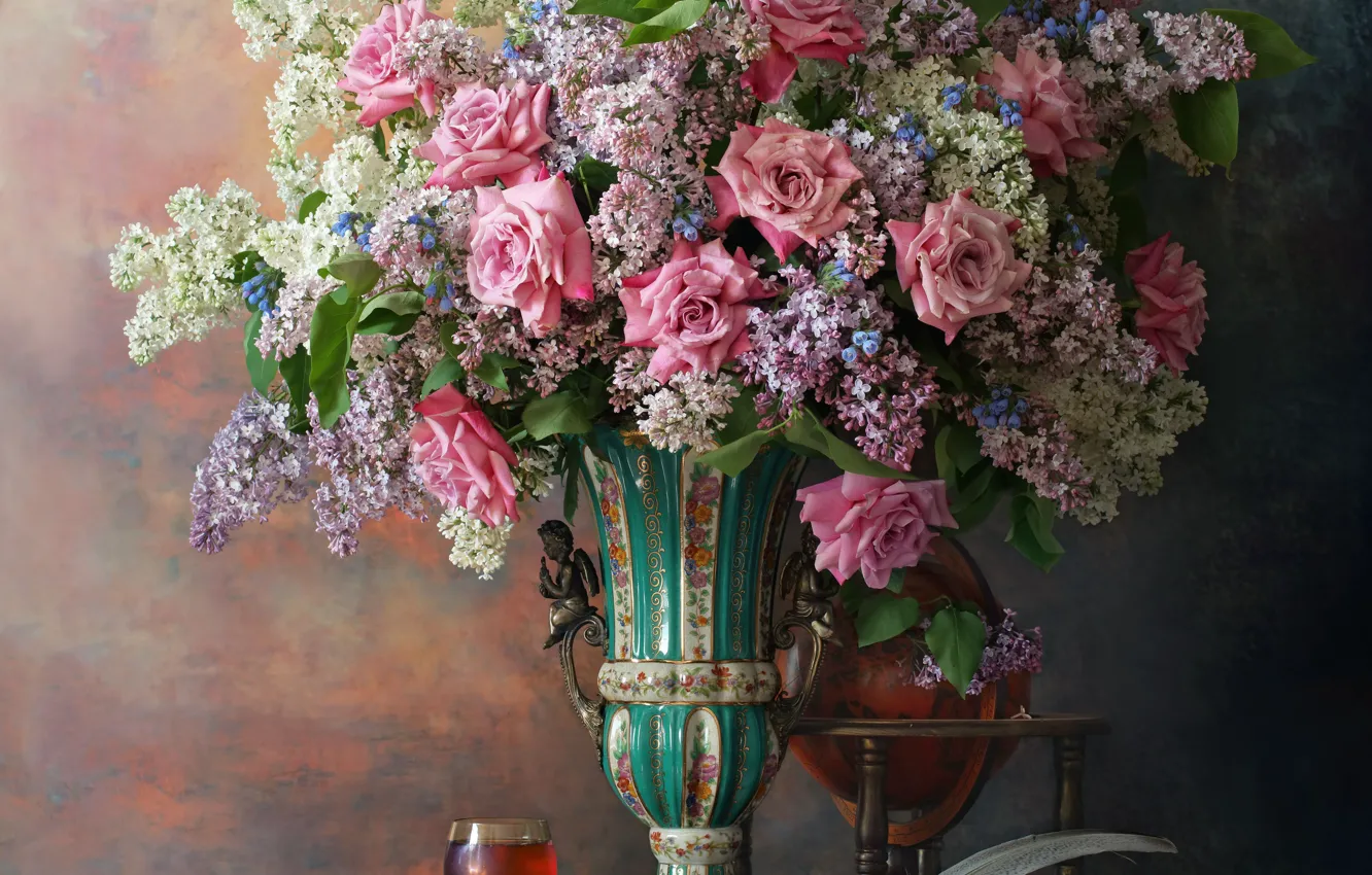 Photo wallpaper flowers, style, wine, glass, roses, bouquet, feathers, vase