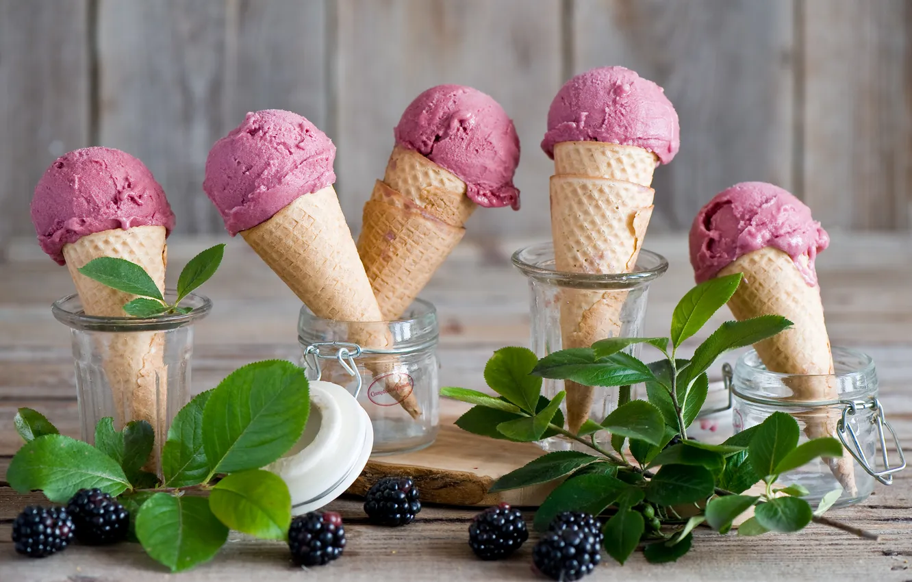 Photo wallpaper berries, ice cream, BlackBerry