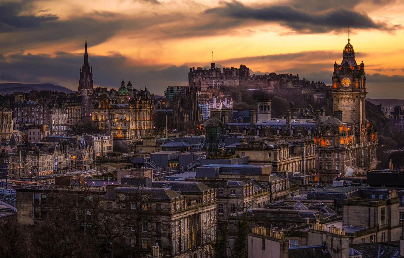 Photo wallpaper Scotland, UK, twilight, Edinburgh, old town, evening. lights