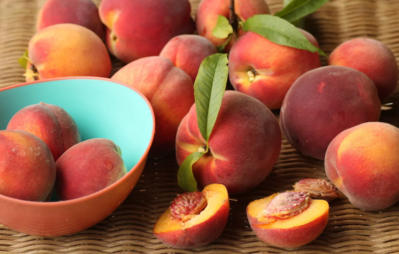 Photo wallpaper food, harvest, Cup, bowl, fruit, leaves, peaches, a lot