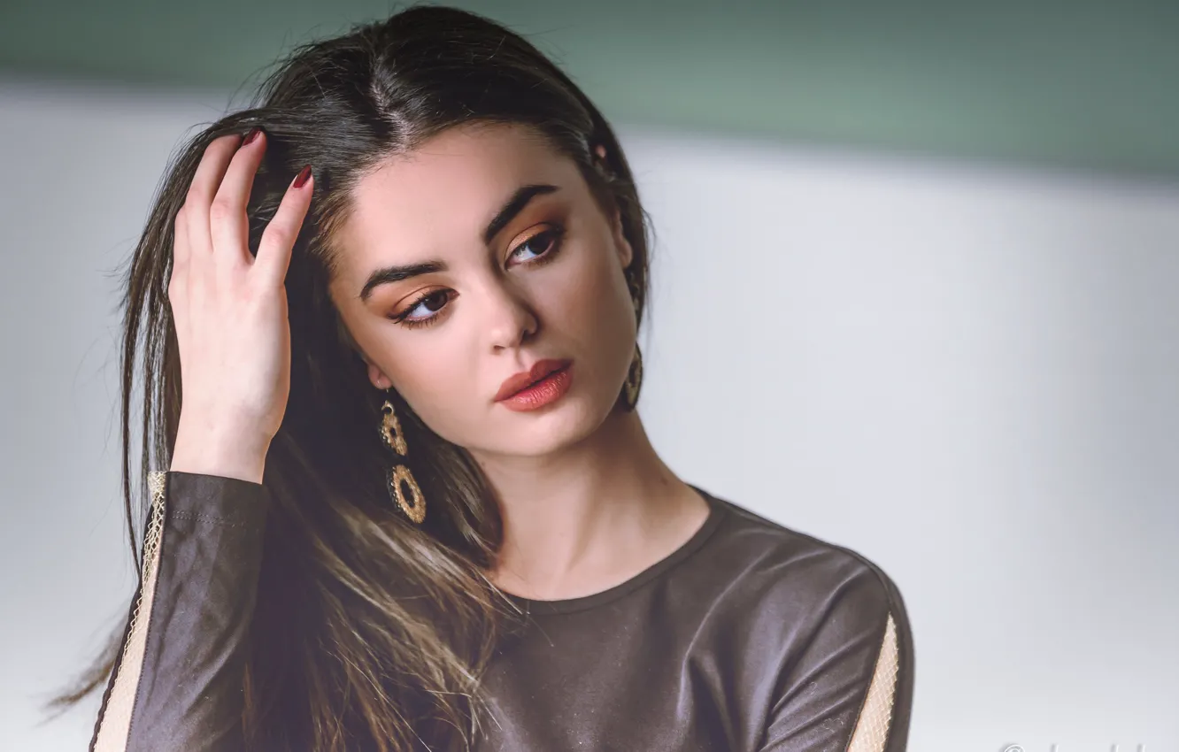 Photo wallpaper girl, background, hair, photo