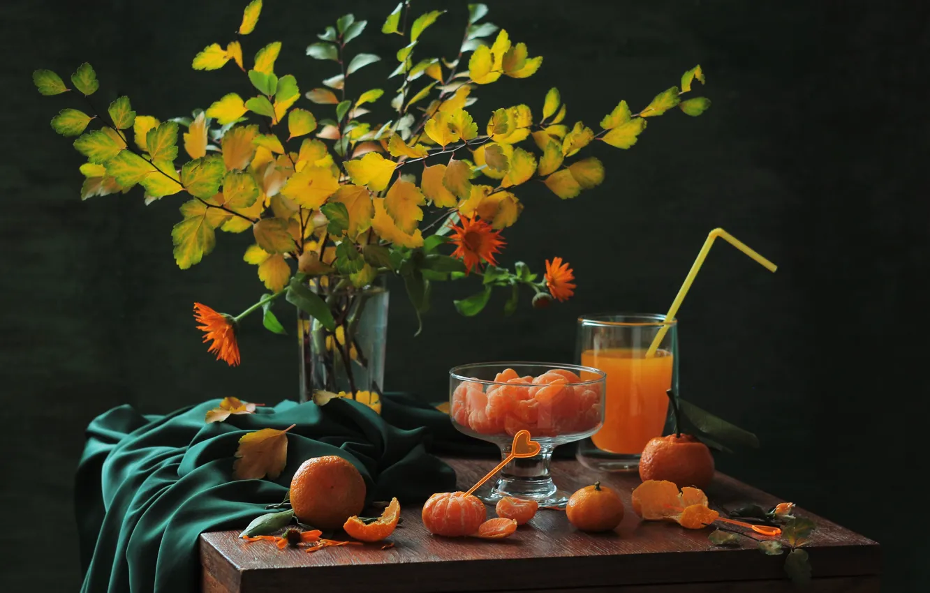 Photo wallpaper leaves, flowers, orange, branches, yellow, table, glass, food