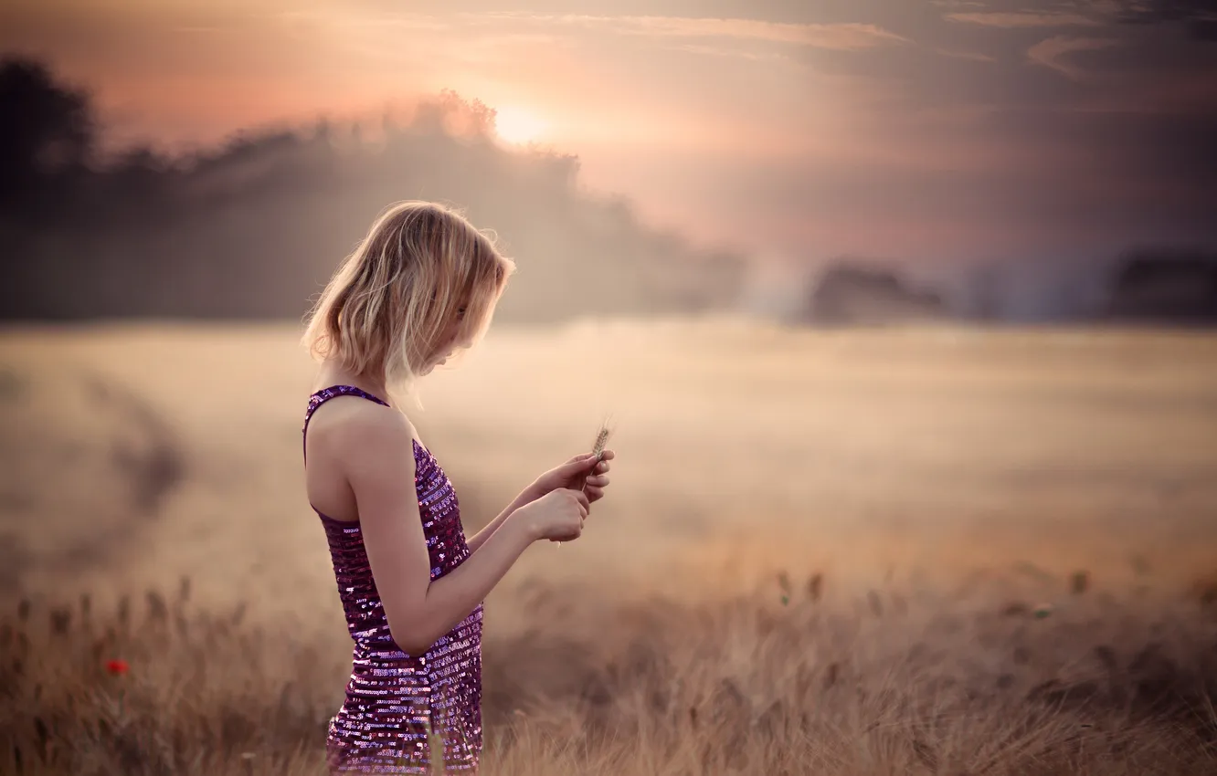 Photo wallpaper girl, light, ears