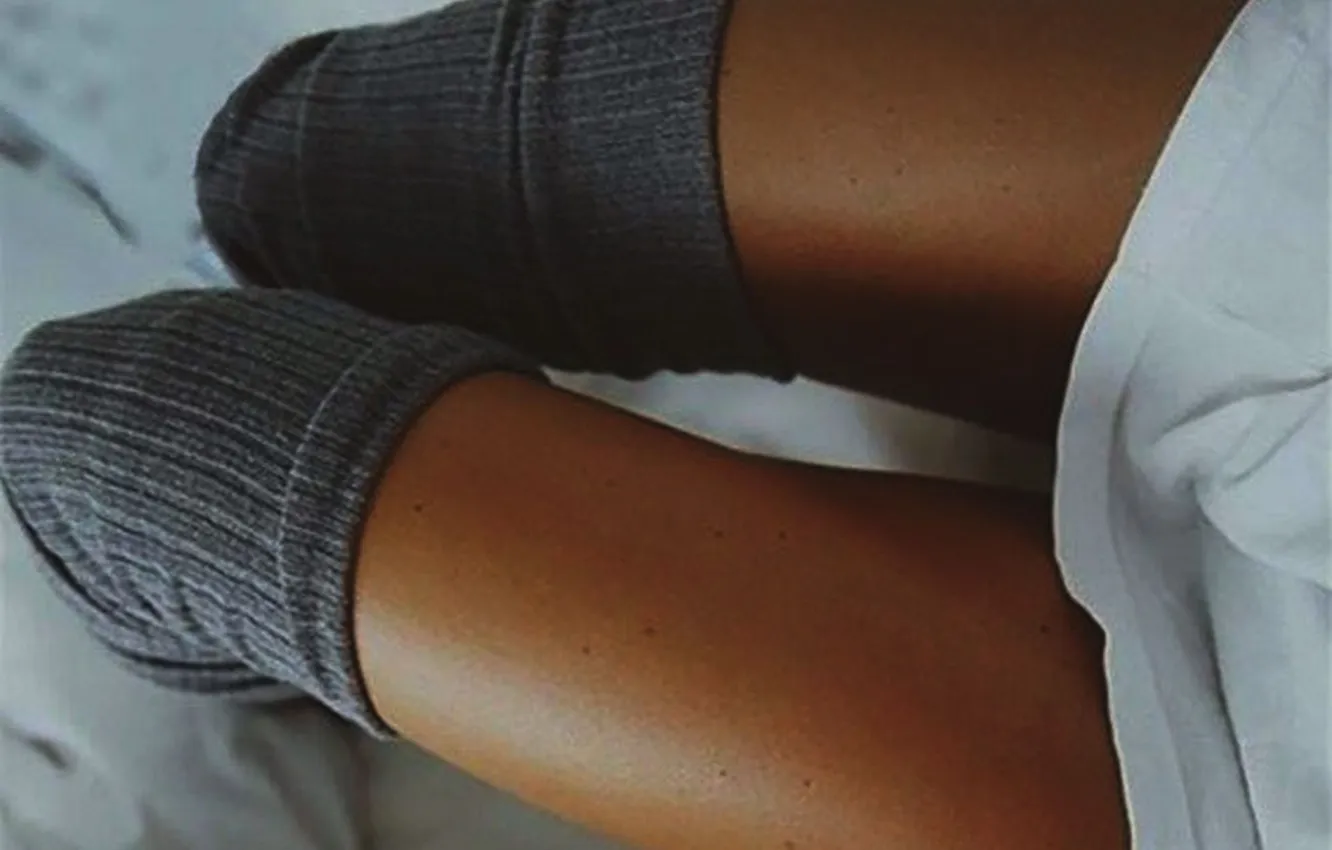 Photo wallpaper girl, leg warmers, slender legs, tanned legs