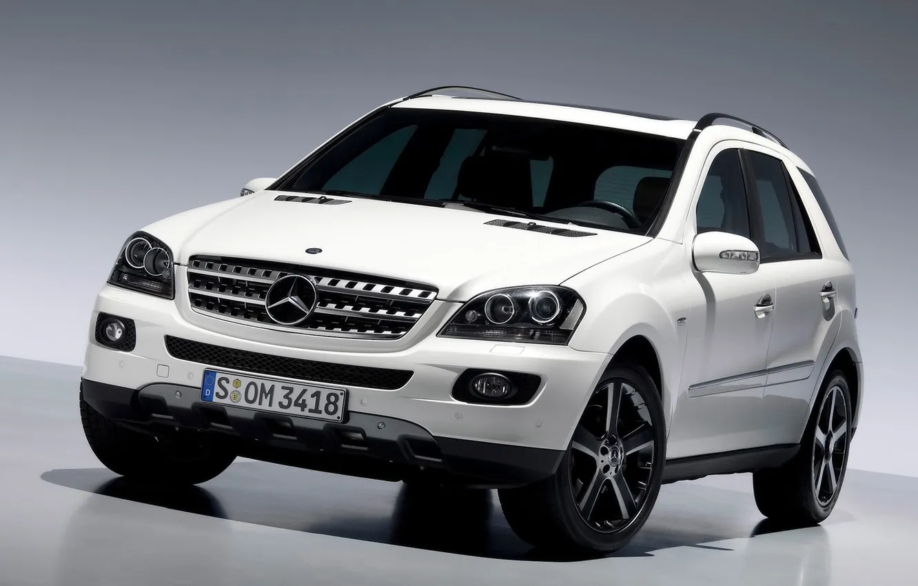 Photo wallpaper white, Mercedes, ML350