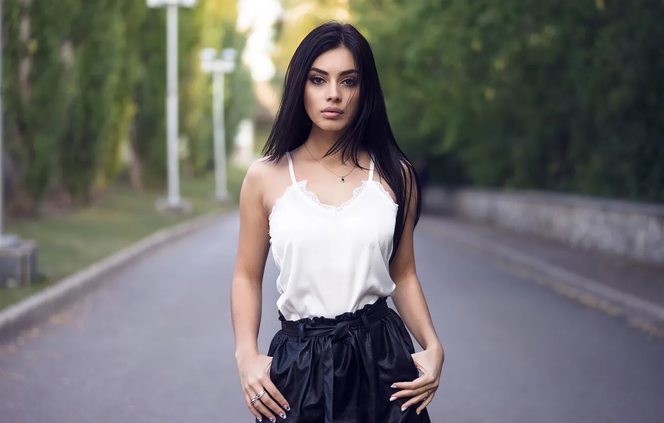 Photo wallpaper look, girl, nature, face, pose, model, makeup, brunette