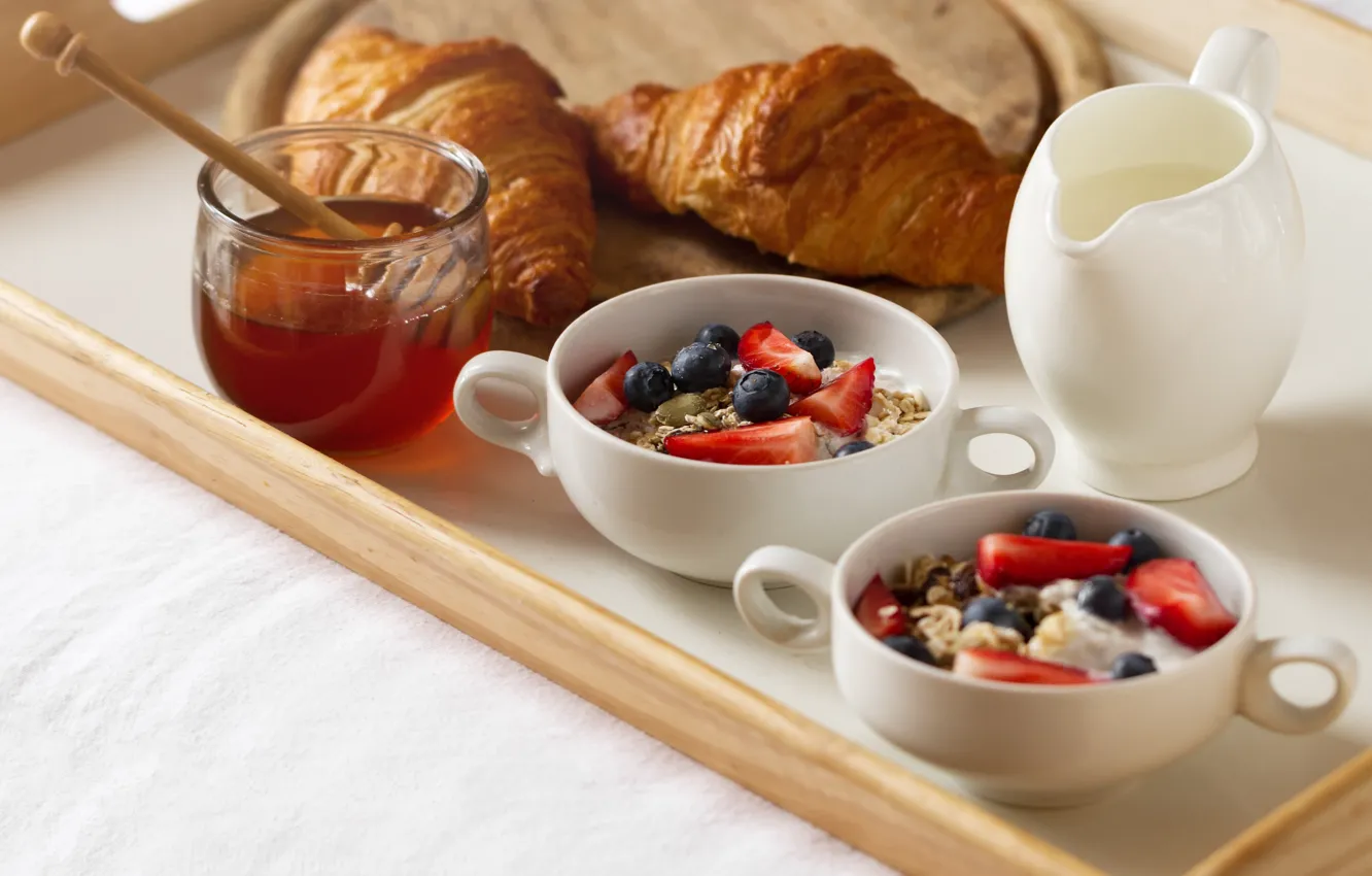 Photo wallpaper food, blueberries, strawberry, honey, delicious, Breakfast in bed, yogurt, oatmeal