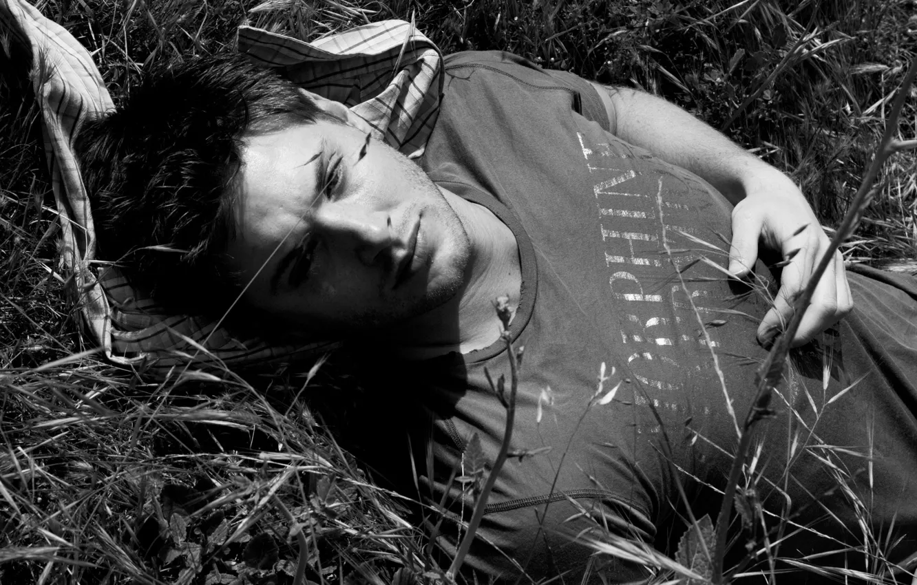 Photo wallpaper grass, guy, actor, supernatural, jensen ackles, Jensen ackles