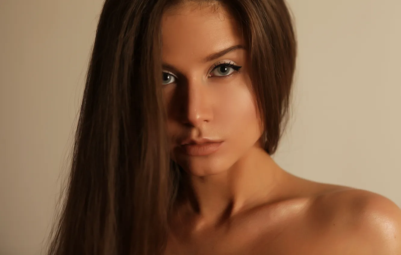 Photo wallpaper look, lips, shoulders, Yuna, wlosy