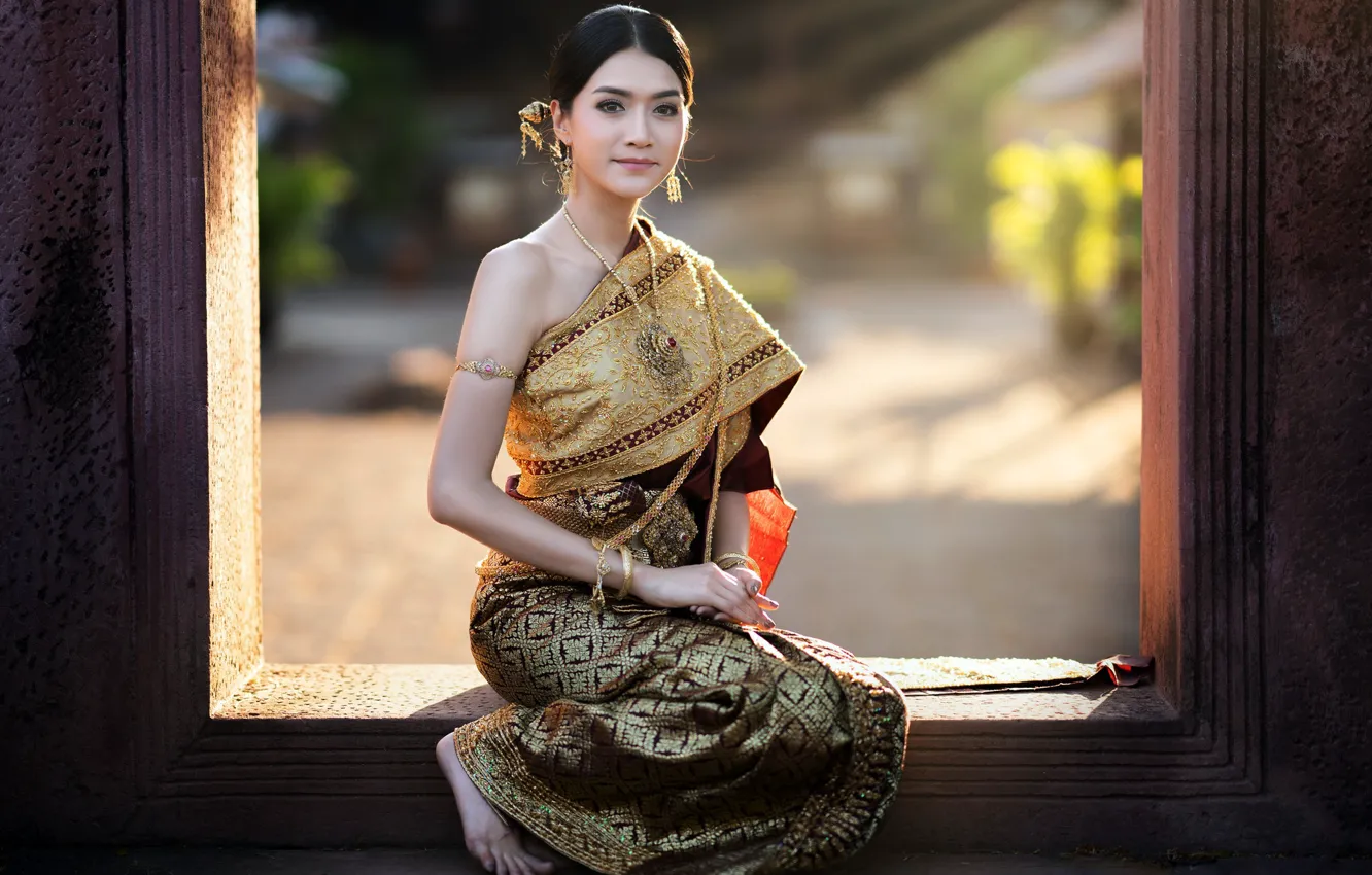 Photo wallpaper look, girl, light, decoration, face, pose, smile, earrings