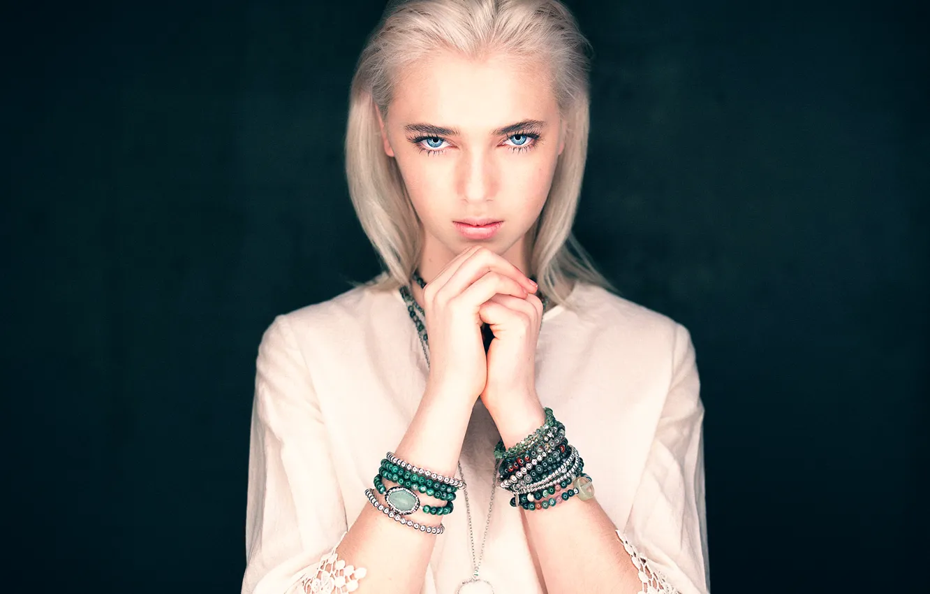 Photo wallpaper look, girl, portrait, bracelet, blue-eyed, The Photo Fiend