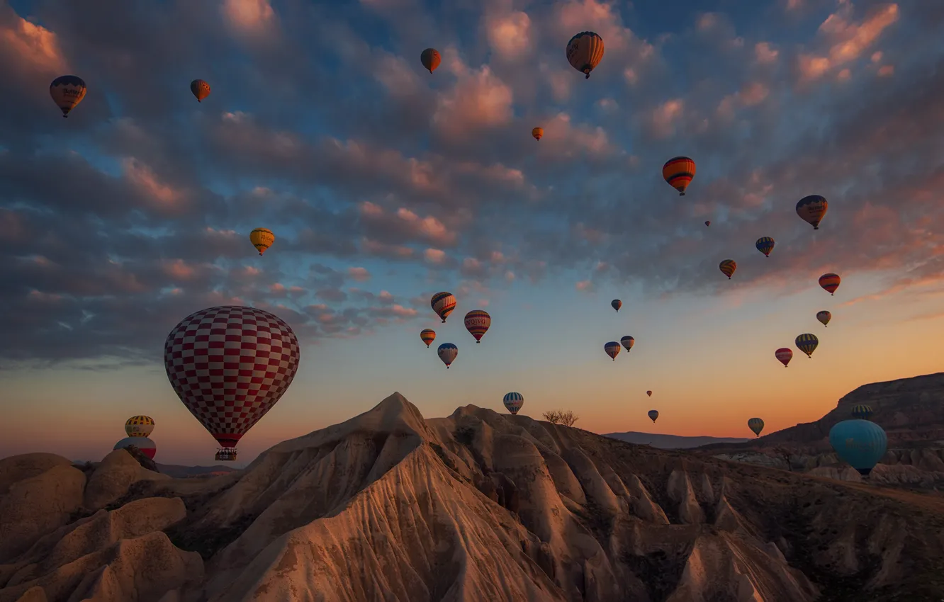 Photo wallpaper clouds, mountains, balloon, ballooning, mountains, clouds, balloon, ballooning