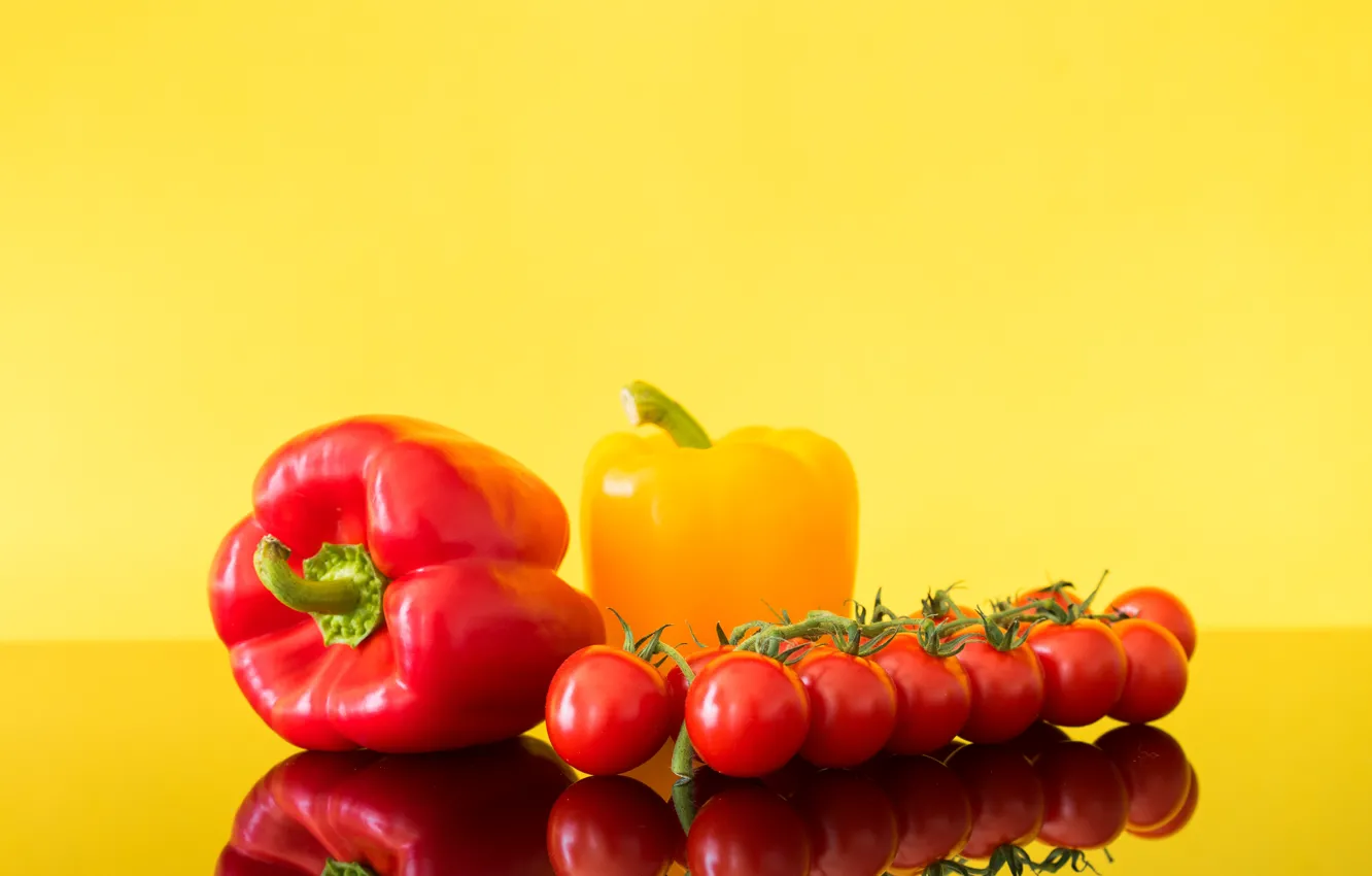 Photo wallpaper yellow, red, pepper, tomatoes, tomatoes