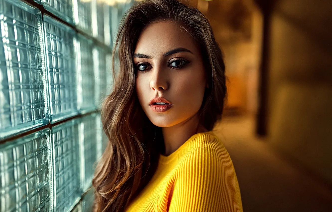 Photo wallpaper look, model, portrait, makeup, hairstyle, brown hair, beauty, in yellow
