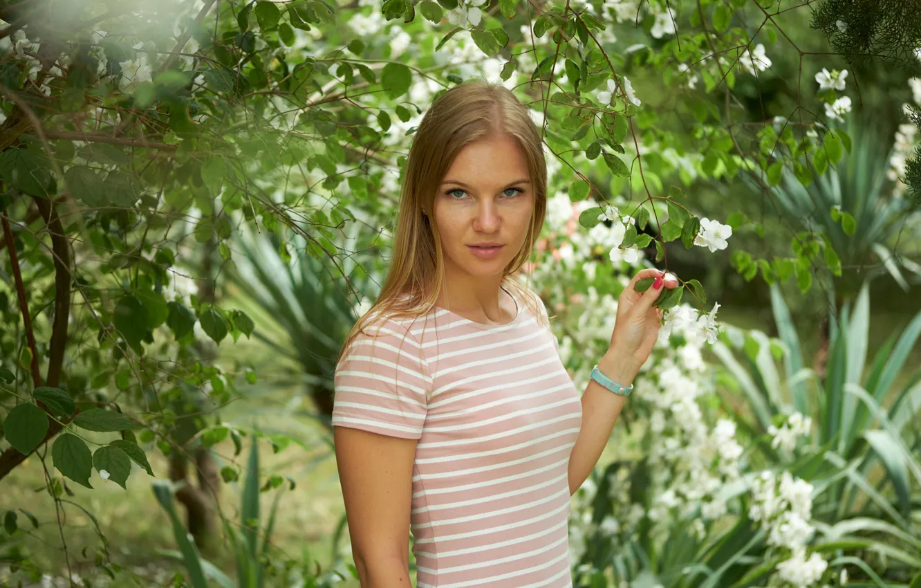 Photo wallpaper greens, summer, face, hair, cutie, Masha