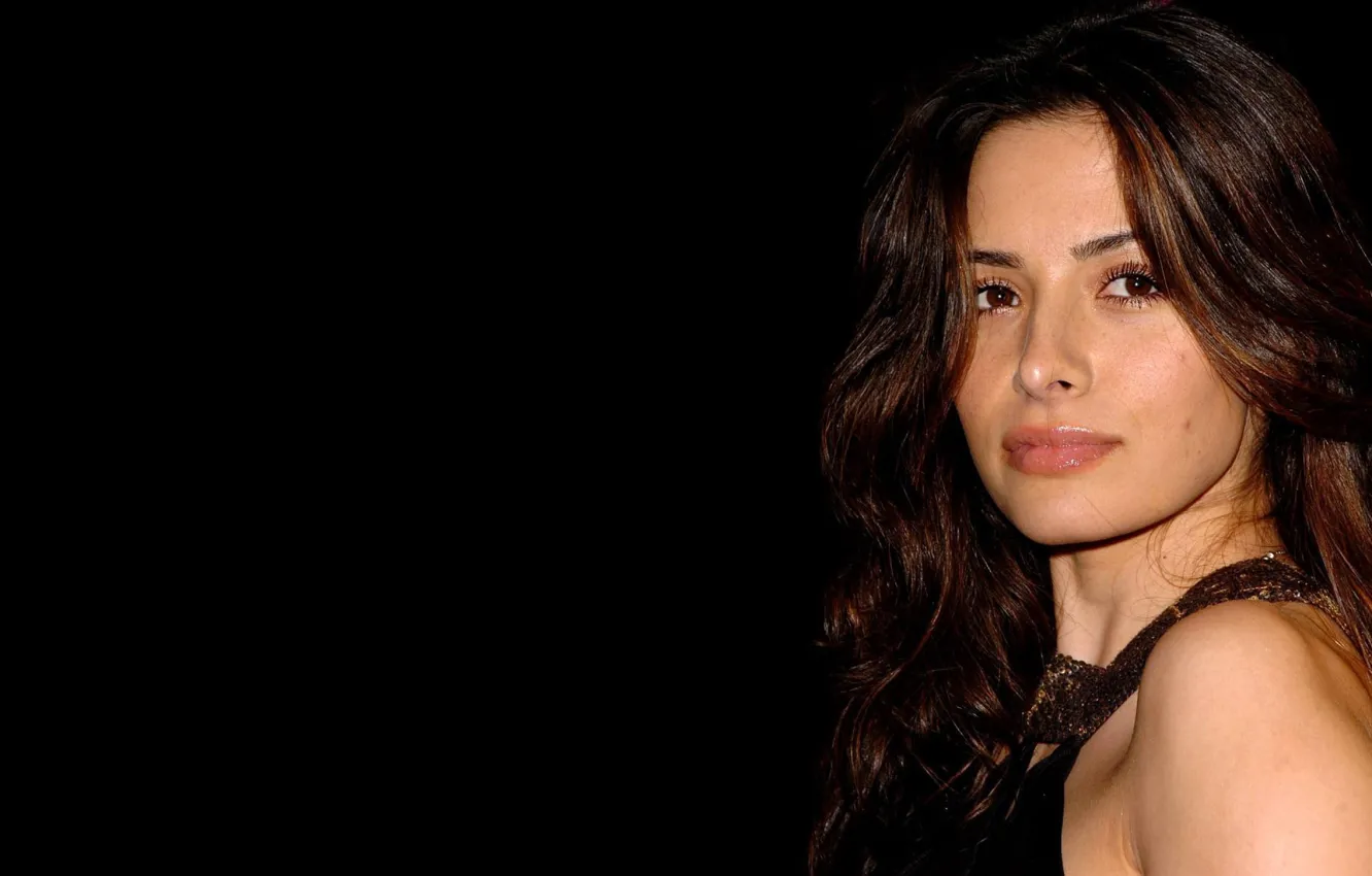 Photo wallpaper look, girl, pose, model, makeup, actress, black background, hair