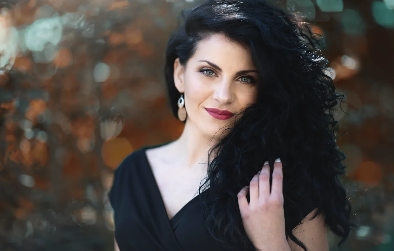 Photo wallpaper look, girl, nature, pose, smile, woman, portrait, earrings